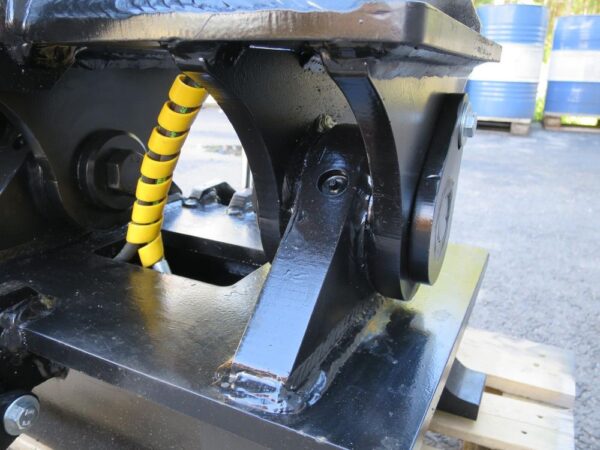Laten Kallistuva pikaliitin S60 10-14ton hyd. 2-syl. TF - Image 10