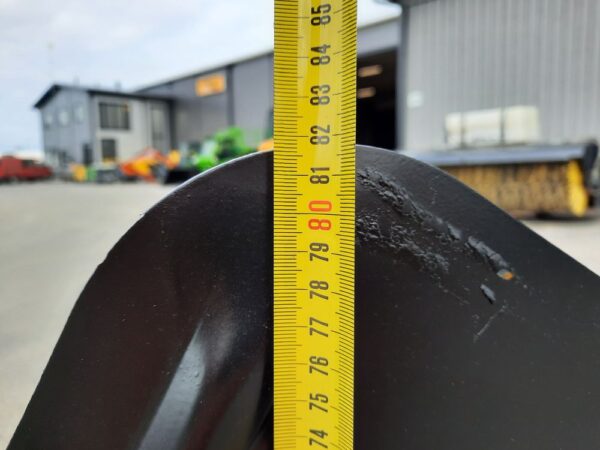 LMG Etukuormaajan yleiskauha 125cm/0.45m3 Euro - Image 11