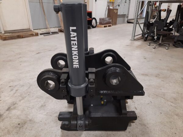 Laten Tilting quick-hitch S70 18-24ton hyd. 326-80 TF - Image 4