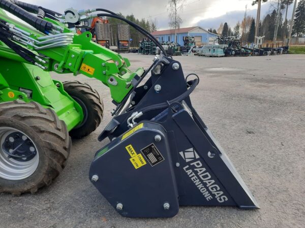 Padagas Sand spreading bucket 250L AVANT - Image 9