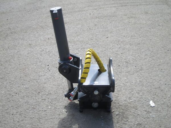 Laten Kallistuva pikaliitin S30/180 2-3ton hyd. TF - Image 2