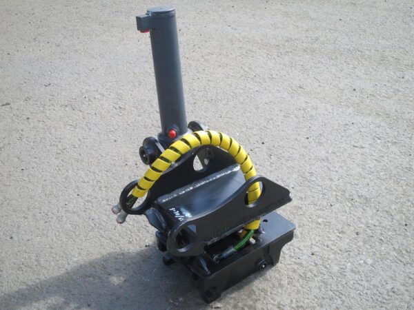 Laten Kallistuva pikaliitin S30/180 2-3ton hyd. TF - Image 4