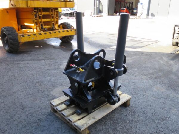 Laten Kallistuva pikaliitin S60 10-14ton hyd. 2-syl. TF - Image 8