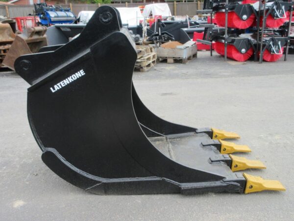 Laten Kuokkakauha 1000mm S70 kynsillä - Image 8