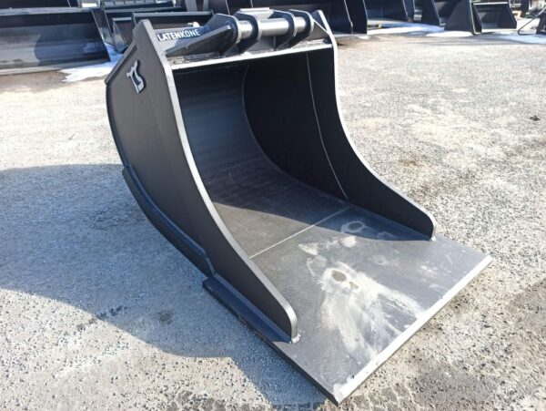 Terästyö Salminen Kuokkakauha 1100mm NTP10
