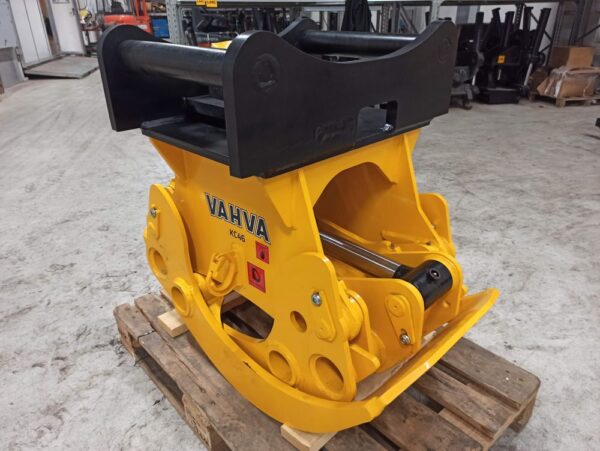 Vahva KC46 kaivinkoneen koura QS70-EC-Oil - Image 7