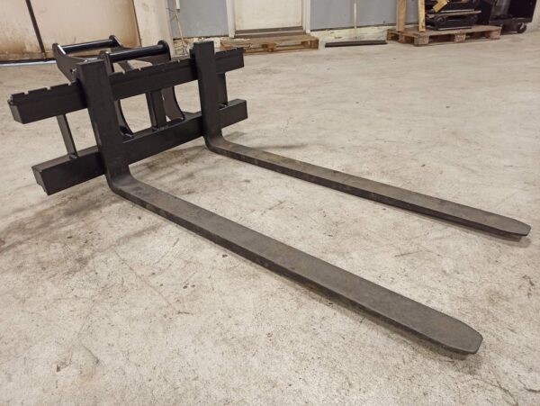 Laten Trukkipiikit 2,5ton 120/150cm S45