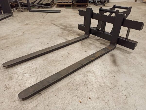 Laten Trukkipiikit 2,5ton 120/150cm S45 - Image 3