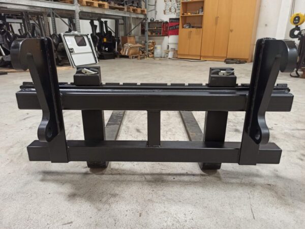 Laten Trukkipiikit 2500kg 1200mm/1500mm 2A JCB 409 - Image 6