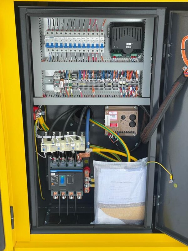 Atlas Copco QES 125 CUD 50 Hz Generaattori. - Image 13