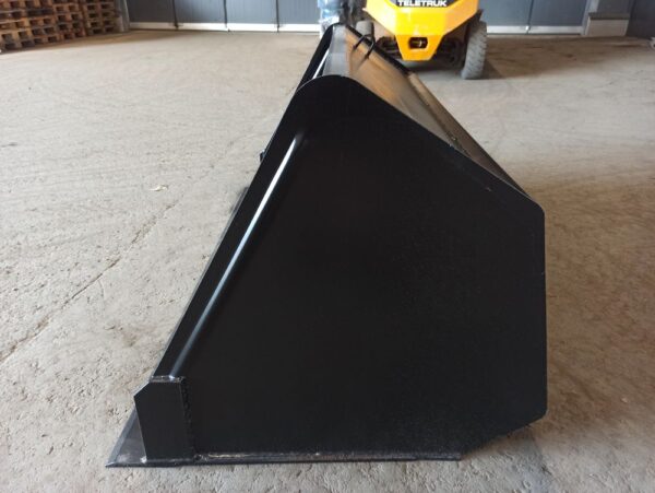 LMG Etukuormaajan yleiskauha 175cm/0.8m3 Ilman sovitetta - Image 4