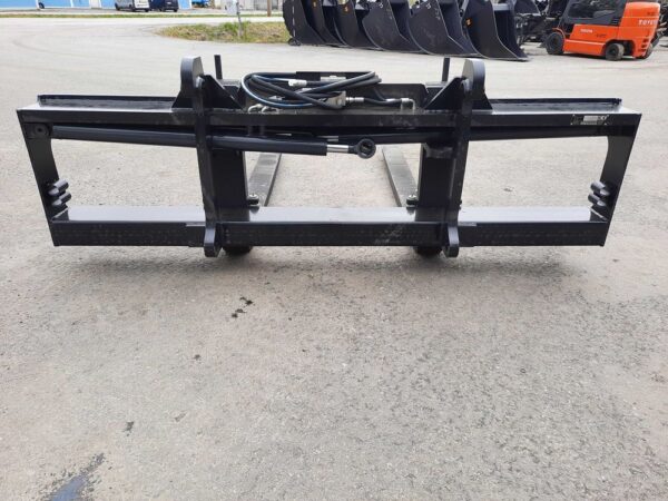 Volvo Hydrauliset trukkipiikit 8ton 240/180cm sivusiirto Volvo BM - Image 6