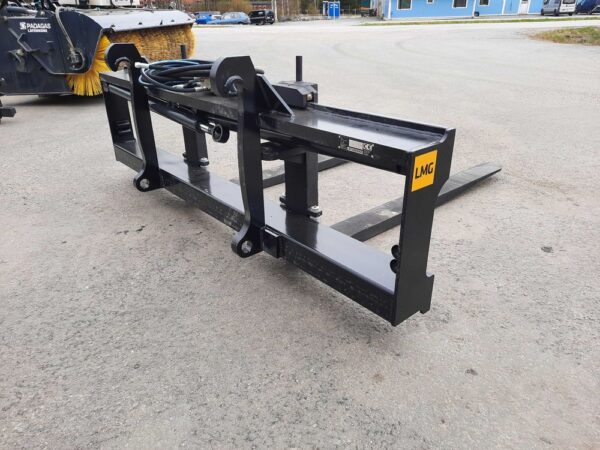 Volvo Hydrauliset trukkipiikit 8ton 240/180cm sivusiirto Volvo BM - Image 7