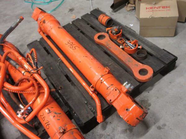 Hitachi ZX210 kaivuuvarren sylinteri id 3965 UUSI - Bild 2