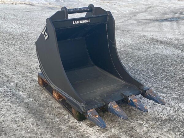 Terästyö Salminen Deep excavation bucket 900mm S60 with tooth