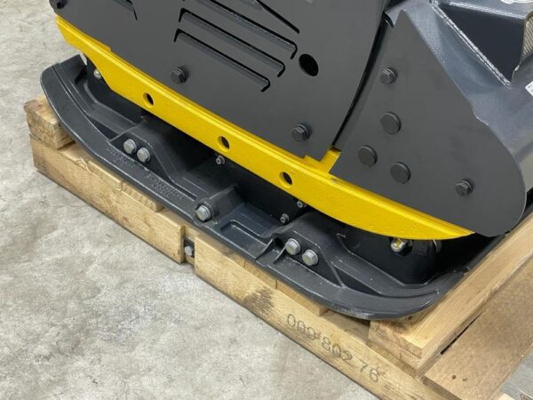 Bomag BPR100/80DE vibratory plate - Image 10