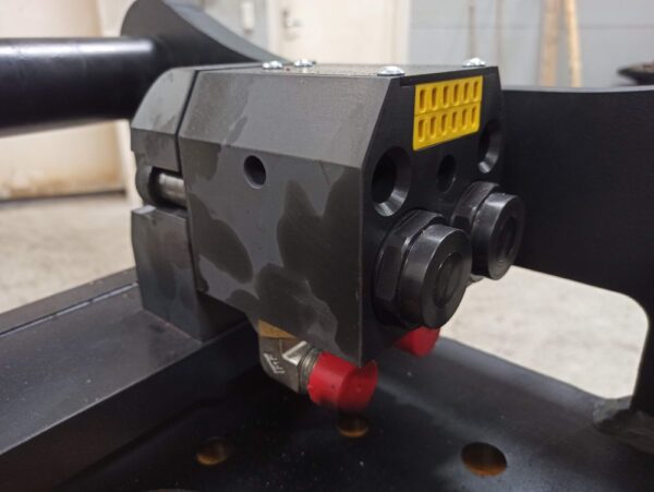 Vahva KC46 Excavator grapple QS70-EC-Oil - Image 10