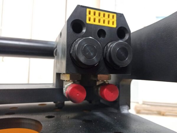 Vahva KC46 Excavator grapple QS70-EC-Oil - Image 11