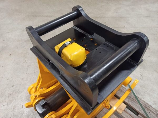Vahva KC36 E7 Excavator grapple QS60 EC-Oil - Image 9