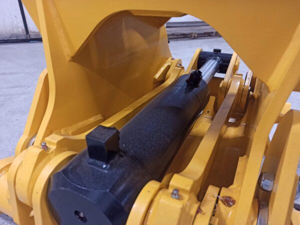 Vahva KC36 E7 Excavator grapple QS60 EC-Oil - Image 13