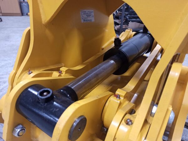 Vahva KC36 E7 Excavator grapple QS60 EC-Oil - Image 14