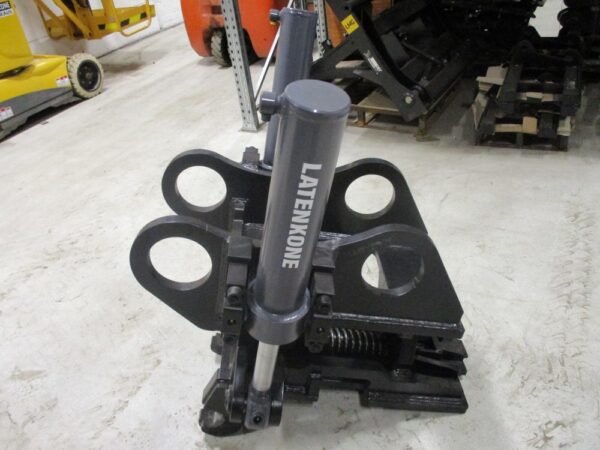 Laten Tilting quick-hitch NTP10 18-22ton mek. TF - Image 8