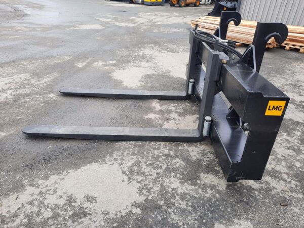 LMG Hydrauliset trukkipiikit 11ton 240/180cm sivusiirto L150-180 - Image 4
