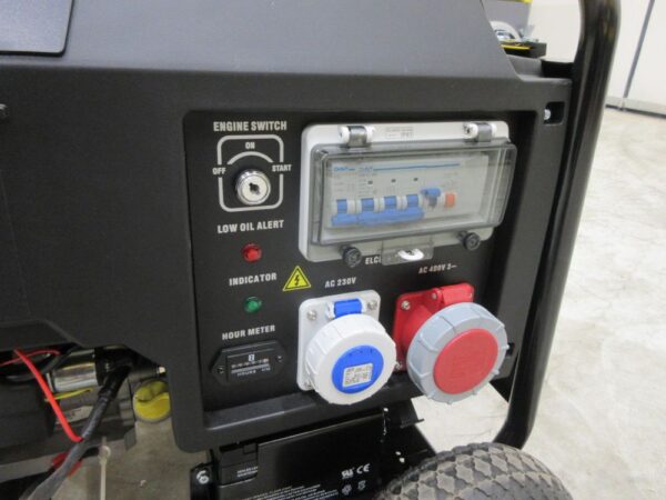 Atlas Copco P8000T AVR Generaattori - Image 16