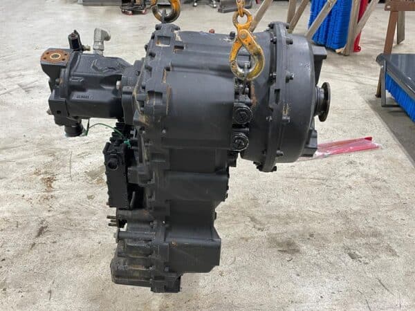 JCB 413 ZF vaihdelaatikko, Type. 6 WG 115, Part list No. 4656006133 - Image 8