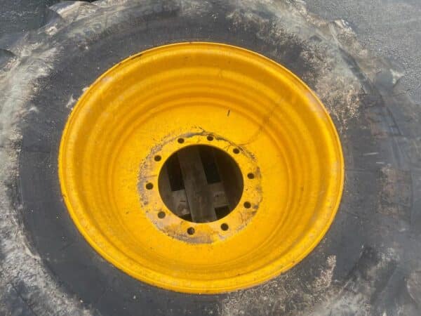 Michelin 480/80 R26  renkaat ja vanteet 2kpl - Image 7