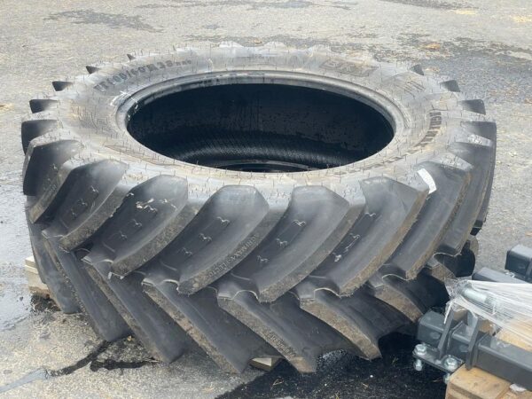 BKT 600/60 R38 rengas - Image 12