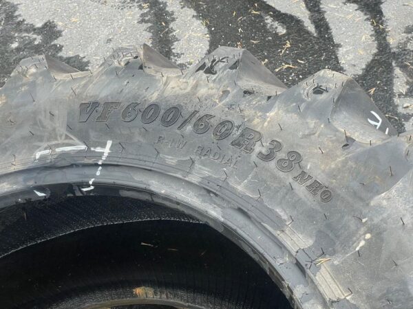 BKT 600/60 R38 rengas - Image 9