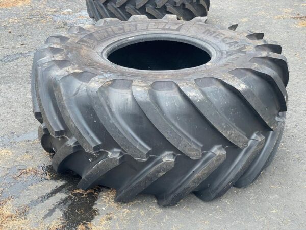 Michelin Megaxbib 750/65 R26 rengas