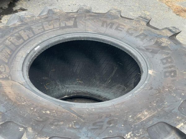 Michelin Megaxbib 750/65 R26 rengas - Image 11