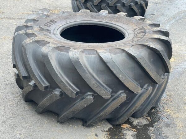 Michelin Megaxbib 750/65 R26 rengas - Image 5