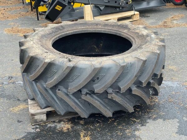 BKT 540/65 R34 rengas - Image 2