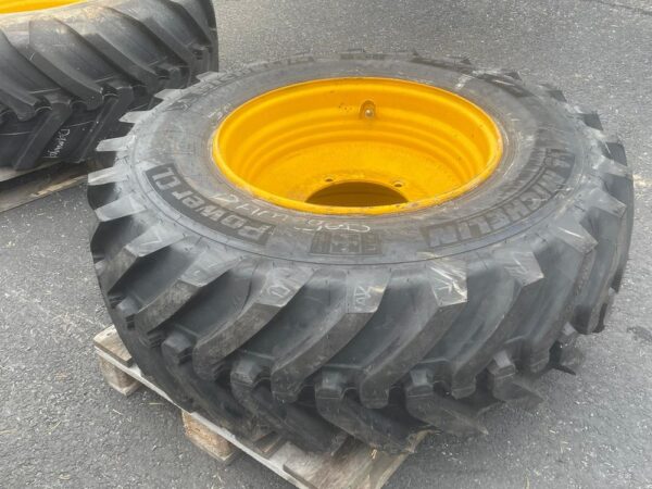 Michelin 480/80 26  rengas vanteella