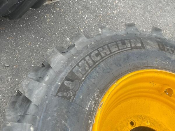 Michelin 480/80 26  rengas vanteella - Image 5