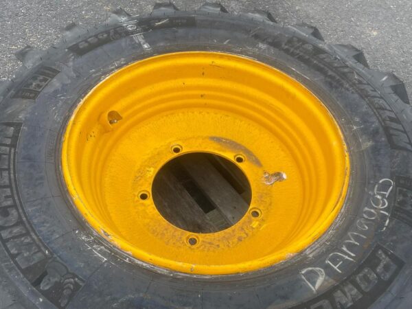 Michelin 480/80 26  rengas vanteella - Image 9