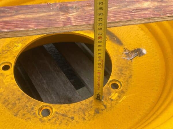 Michelin 480/80 26  rengas vanteella - Image 10