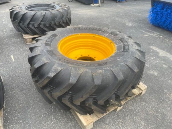 Michelin 480/80 R26  renkaat ja vanteet 2kpl - Image 8
