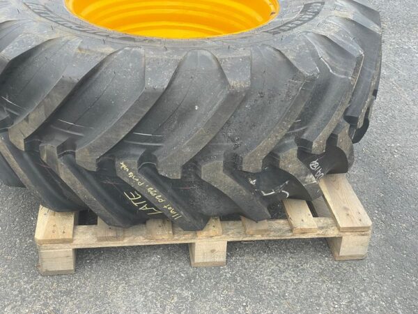 Michelin 480/80 R26  renkaat ja vanteet 2kpl - Image 13