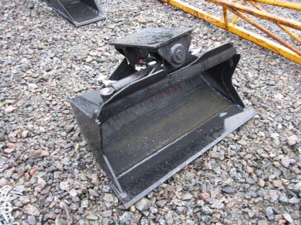 Laten Kallistuva luiskakauha 800mm TS