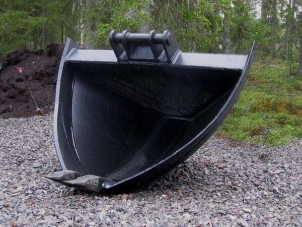 Laten Metsäojakauha 900L NTP10