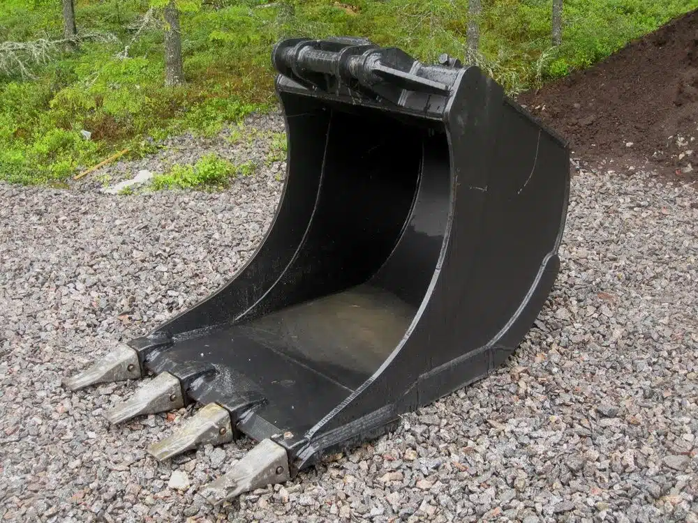 Laten Kuokkakauha 1000mm NTP10 kynsillä
