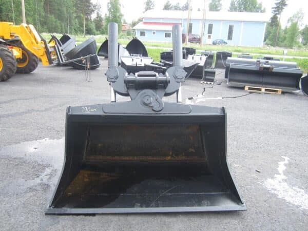 Laten Kallistuva luiskakauha 1900mm NTP10 TS - Image 2