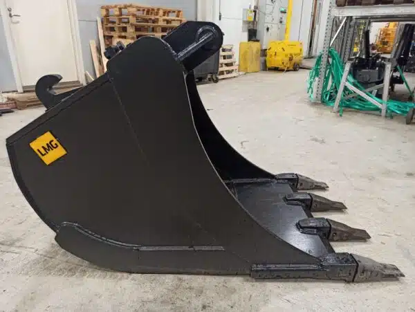 Laten Kuokkakauha 900mm NTP10 kynsillä - Image 8