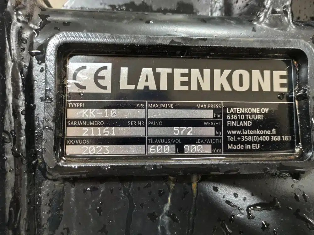 Laten Kuokkakauha 900mm NTP10 kynsillä - Image 9