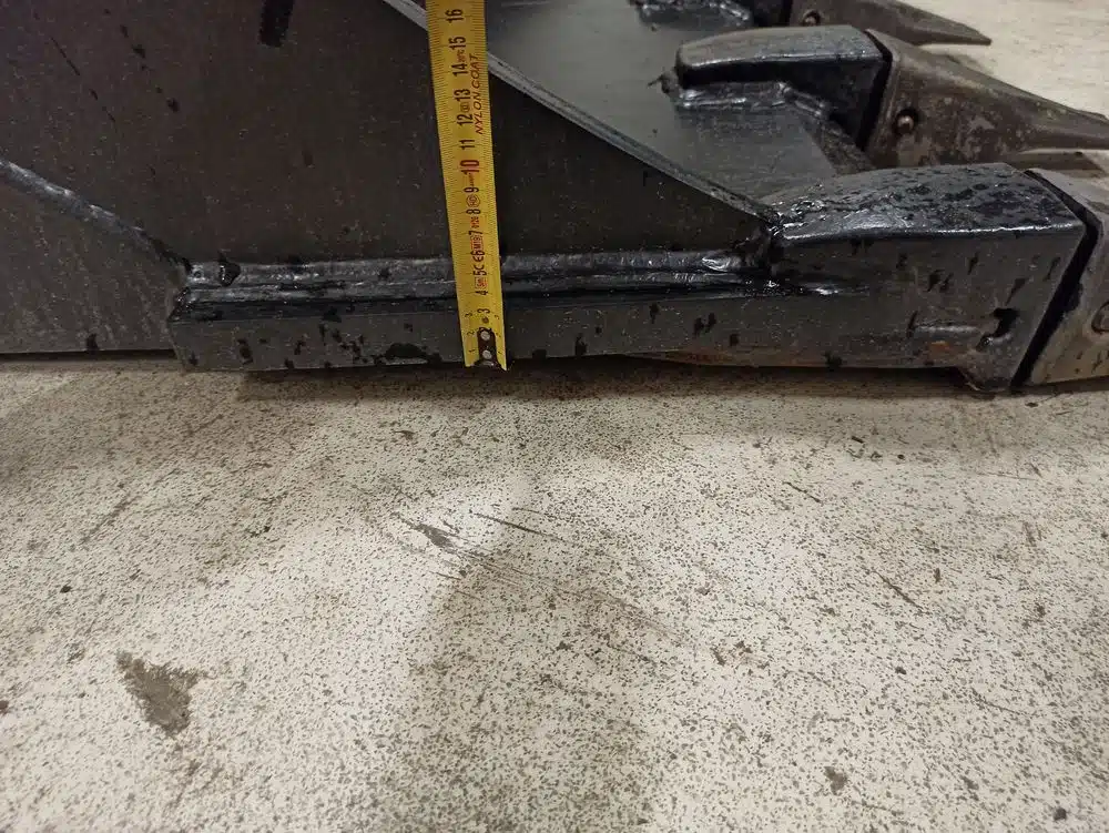 Laten Kuokkakauha 900mm NTP10 kynsillä - Image 16