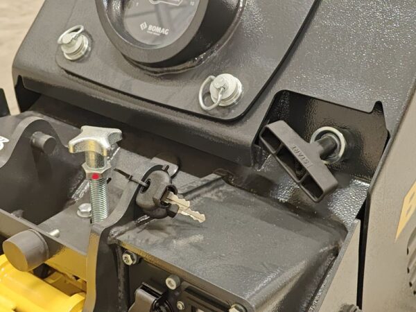 Bomag BPR60/65DE vibratory plate with economizer - Image 8